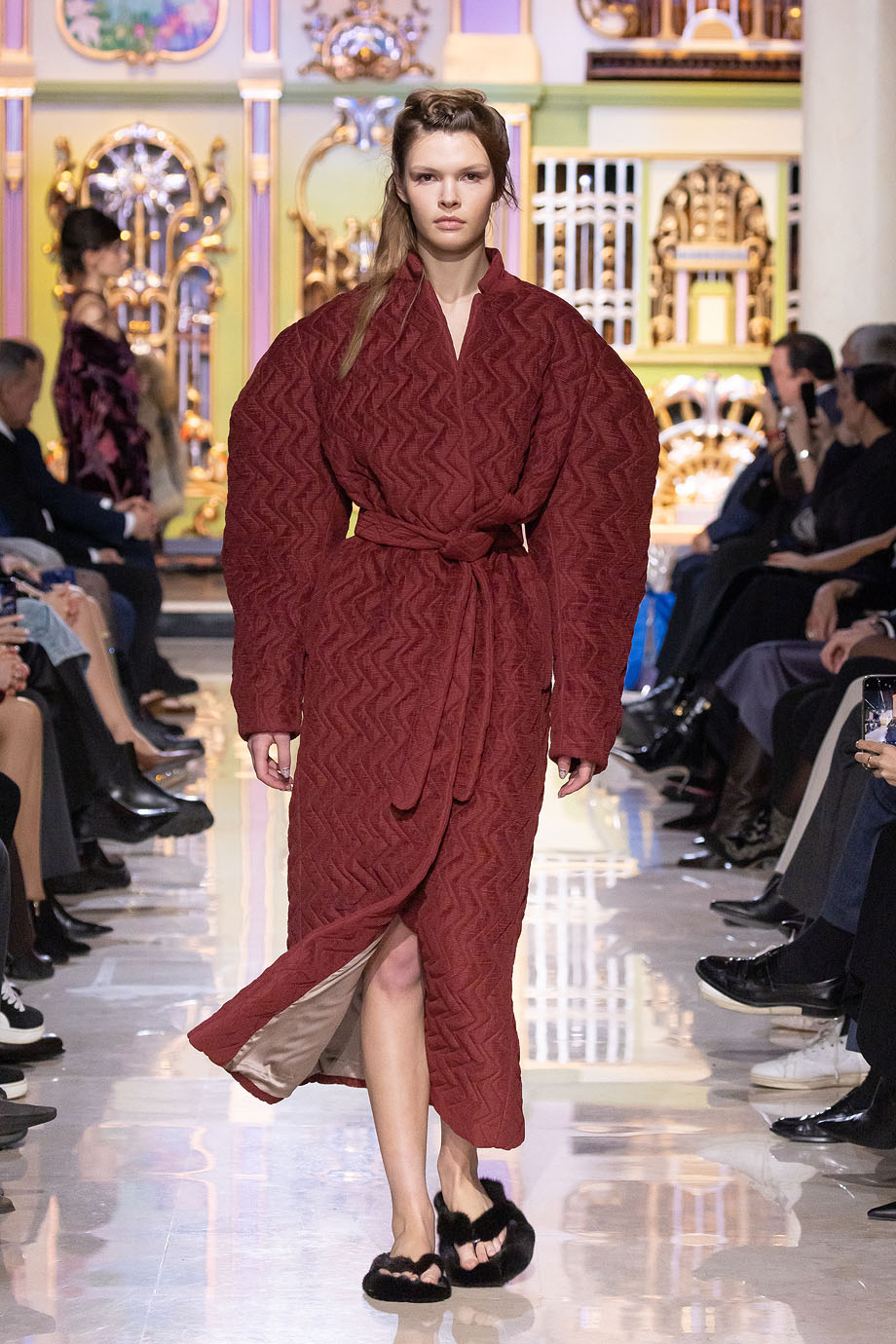 Пальто свободного прямого силуэта